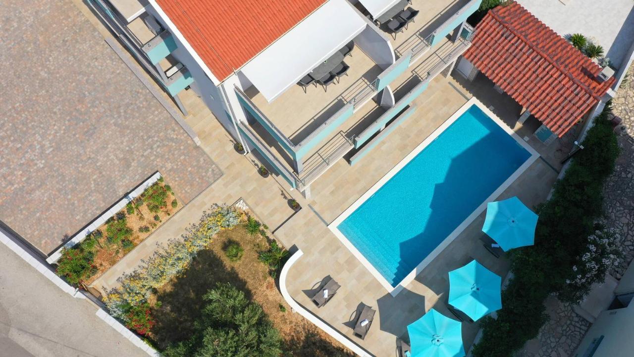 Apartmani "Villa Barbara" نوفاليا المظهر الخارجي الصورة
