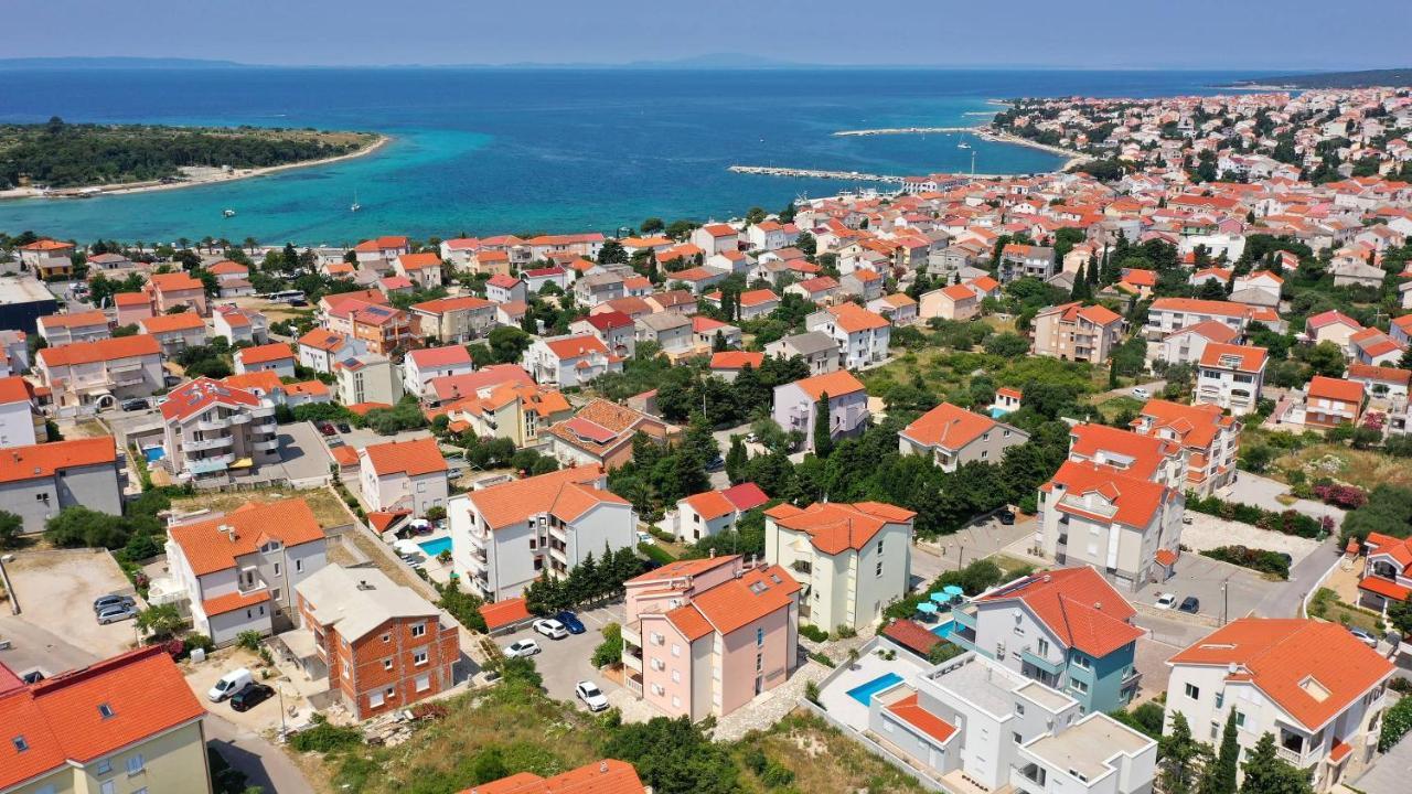 Apartmani "Villa Barbara" نوفاليا المظهر الخارجي الصورة