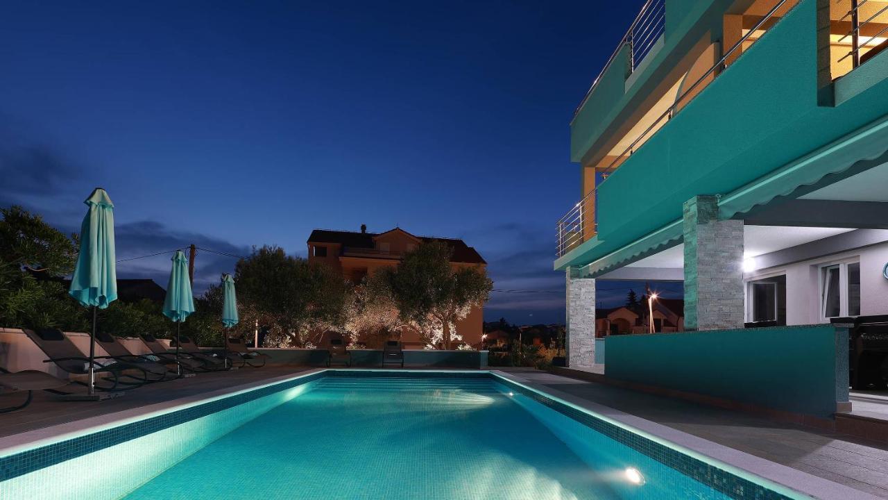 Apartmani "Villa Barbara" نوفاليا المظهر الخارجي الصورة