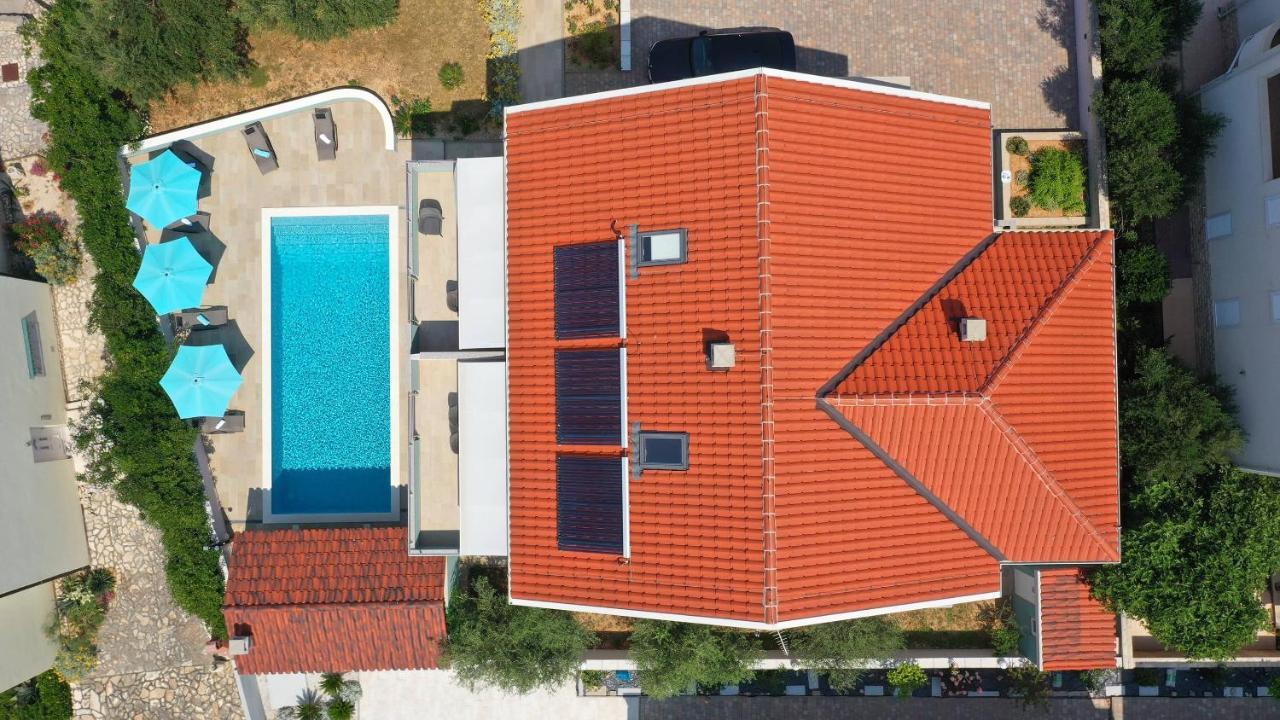 Apartmani "Villa Barbara" نوفاليا المظهر الخارجي الصورة