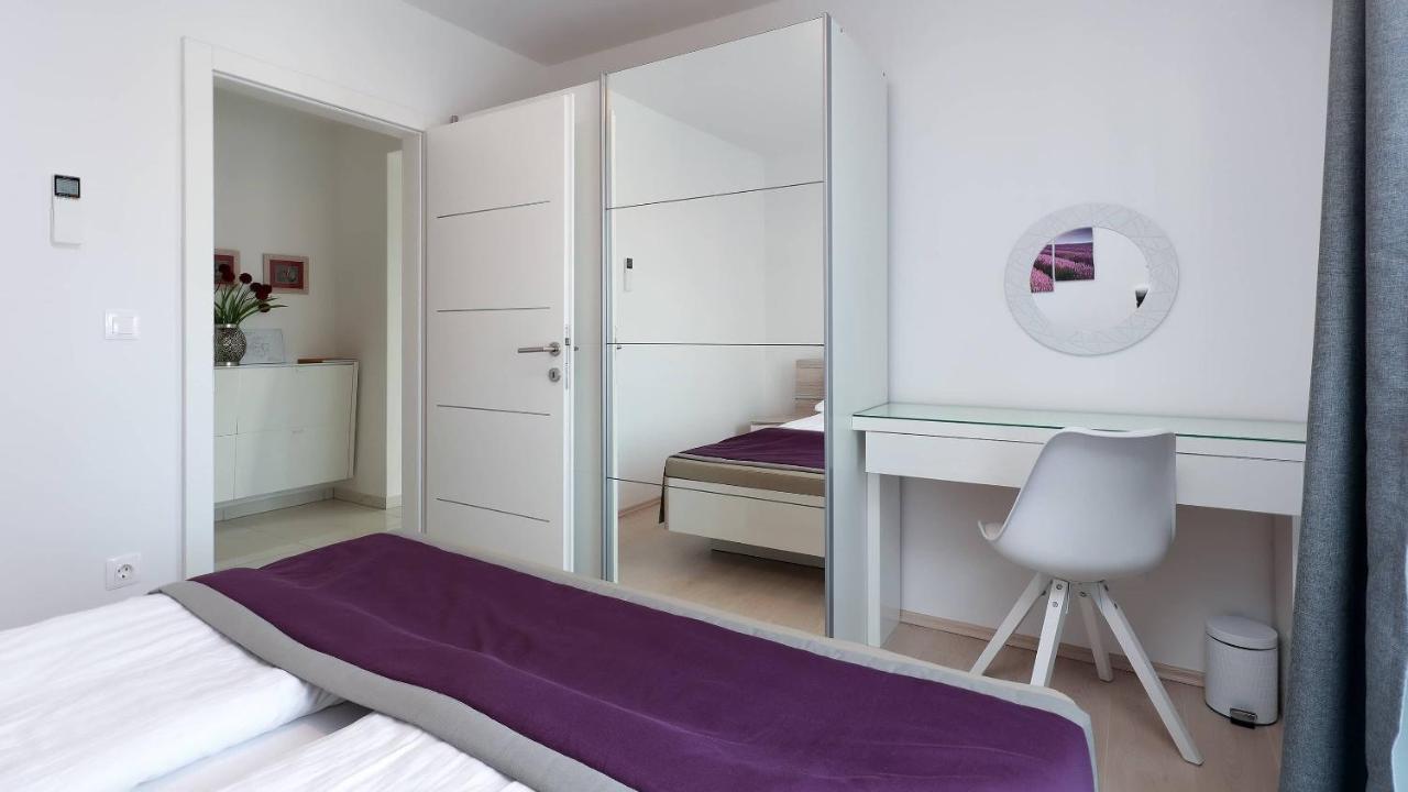 Apartmani "Villa Barbara" نوفاليا المظهر الخارجي الصورة