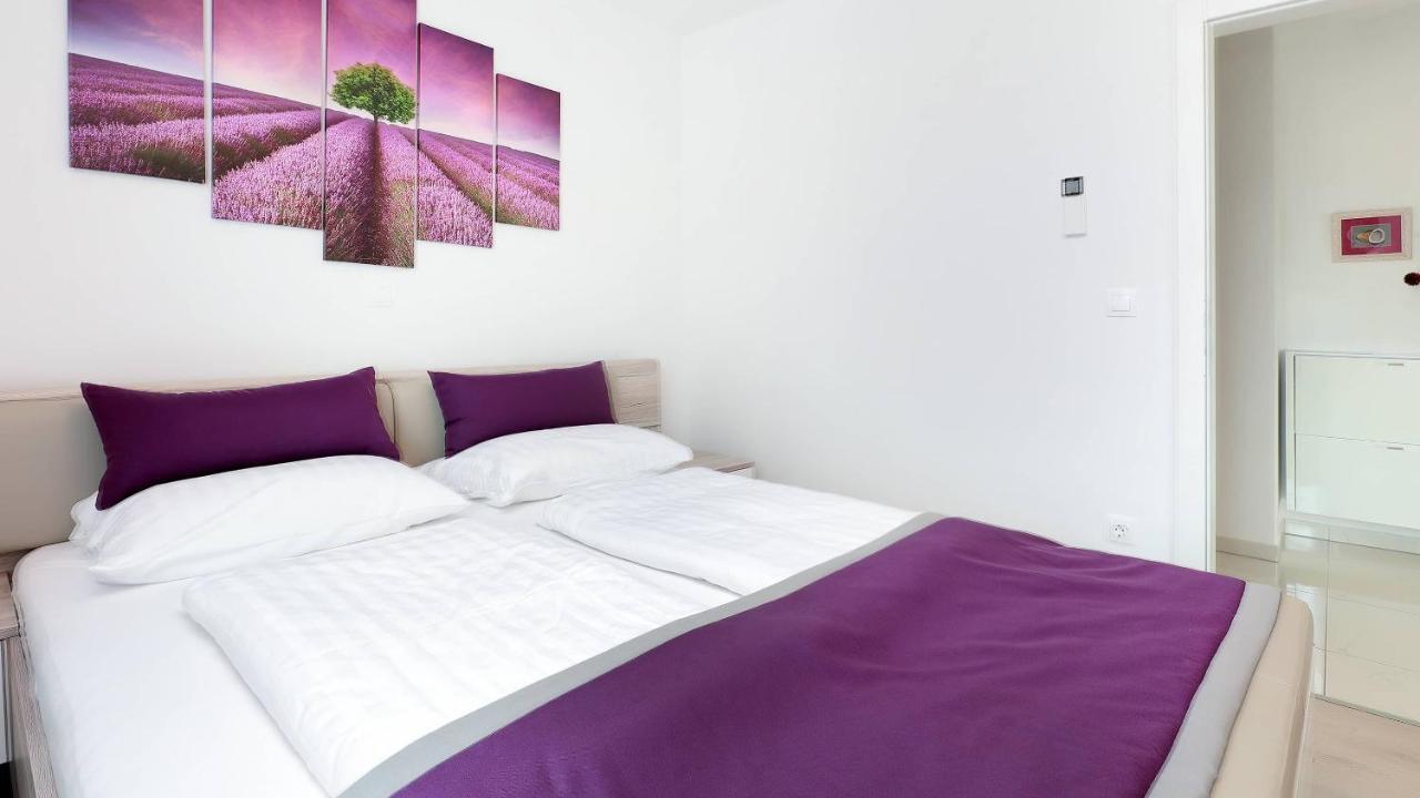 Apartmani "Villa Barbara" نوفاليا المظهر الخارجي الصورة