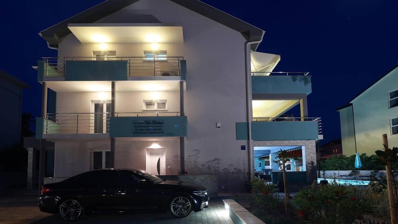 Apartmani "Villa Barbara" نوفاليا المظهر الخارجي الصورة