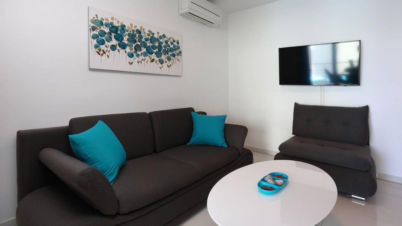 Apartmani "Villa Barbara" نوفاليا المظهر الخارجي الصورة