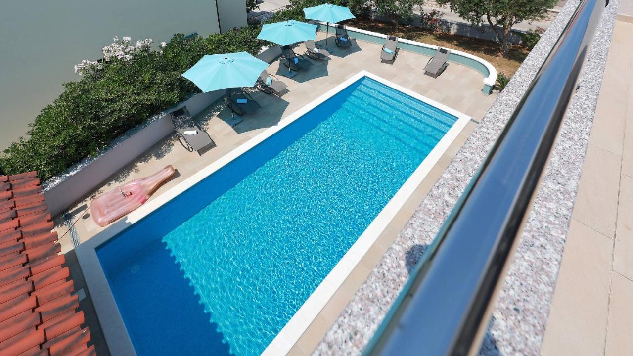 Apartmani "Villa Barbara" نوفاليا المظهر الخارجي الصورة